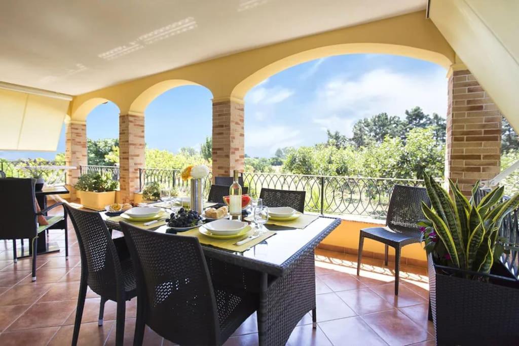 Alghero Villa Mistral per 7 persone Terrazza BBQ AC WiFi Esterno foto