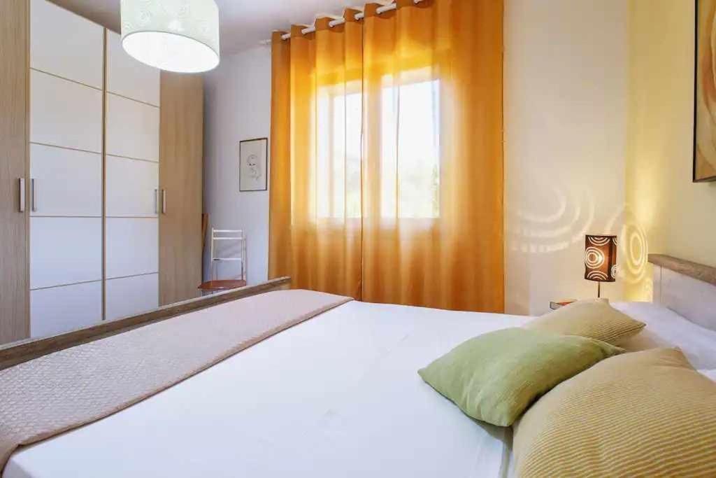 Alghero Villa Mistral per 7 persone Terrazza BBQ AC WiFi Esterno foto