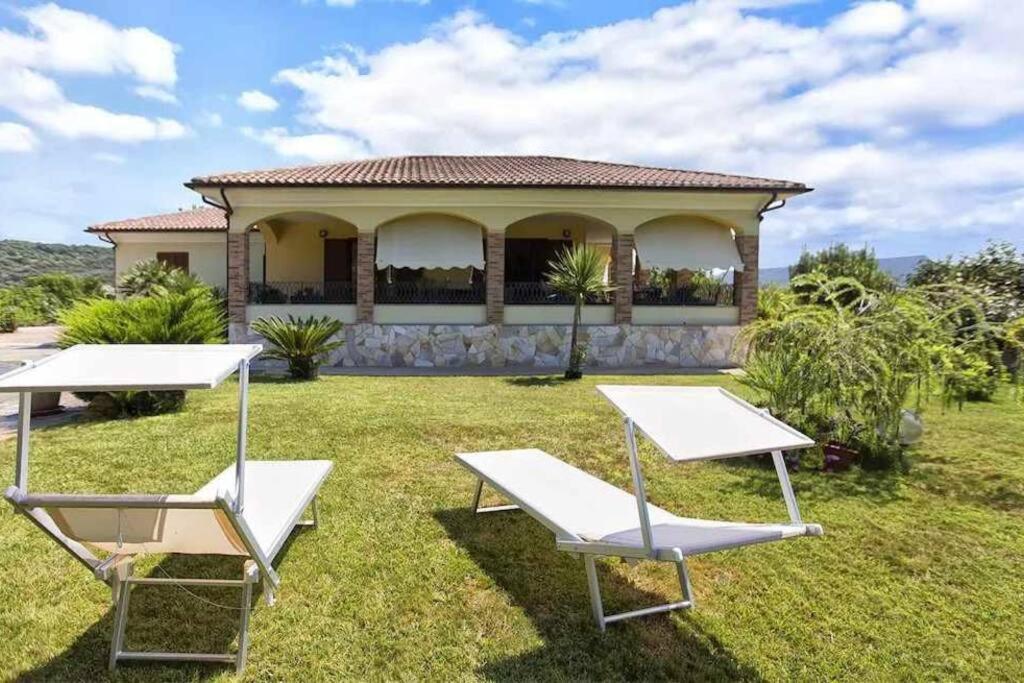 Alghero Villa Mistral per 7 persone Terrazza BBQ AC WiFi Esterno foto